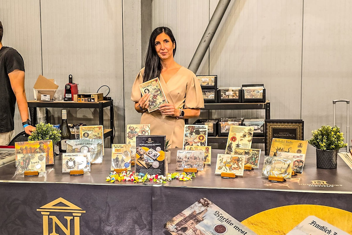 The Numismatický institut stand at the Sběratel fair.
